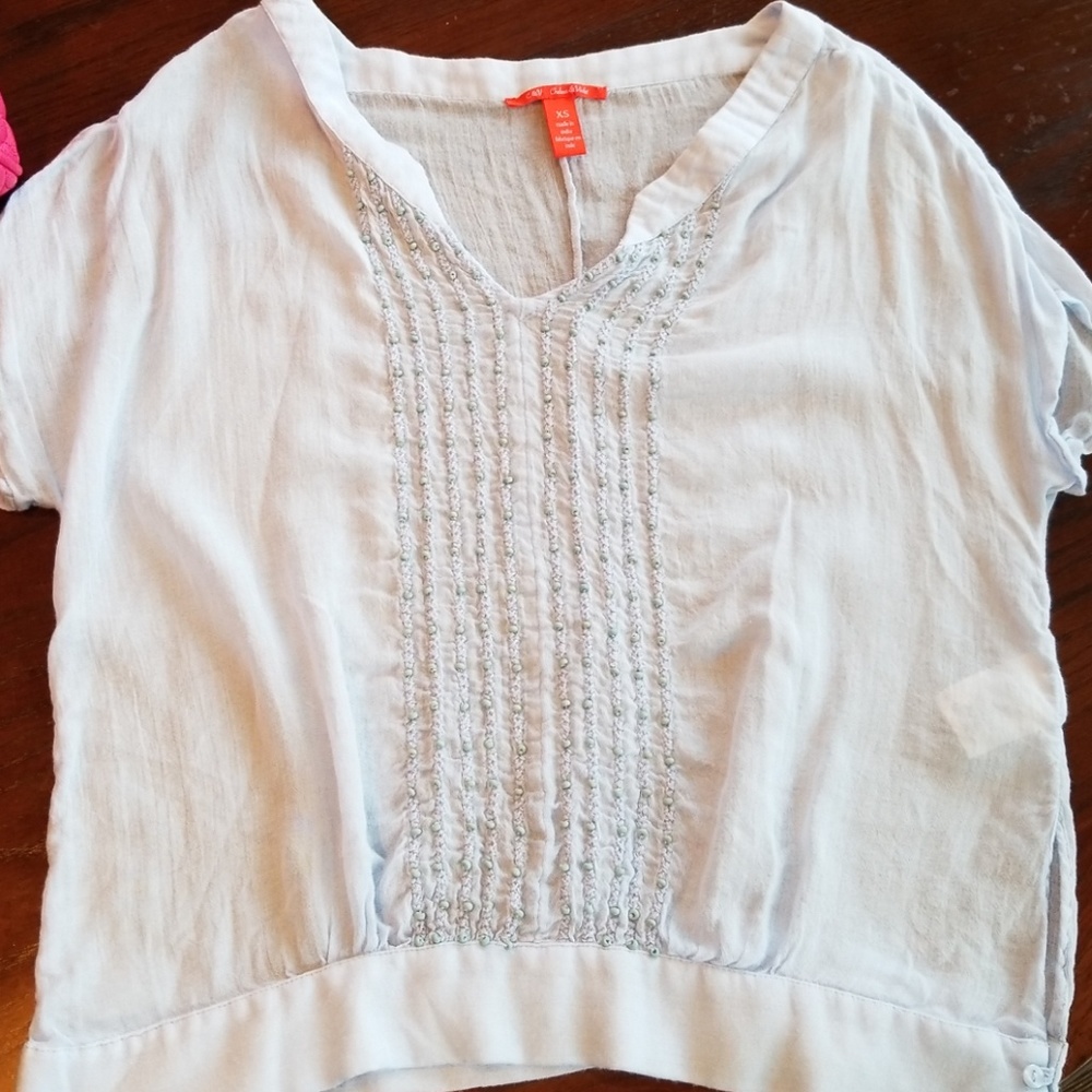 ***sold***Light blue top